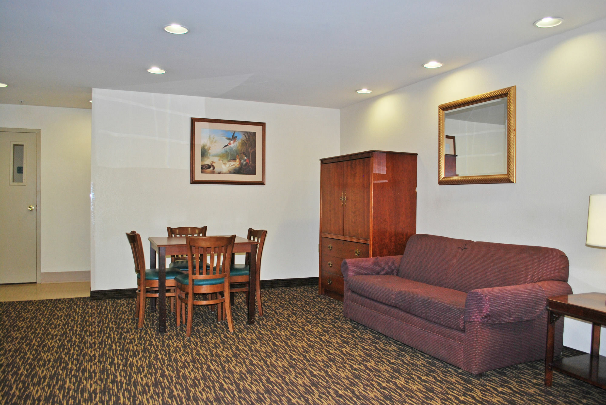 Welcome Suites Hazelwood Extended Stay Hotel Bagian luar foto
